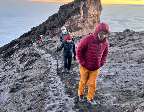 4 Days Mount Meru Climb